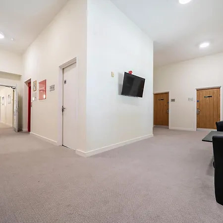 Jubilee First-floor Single Bedroom * Penrith